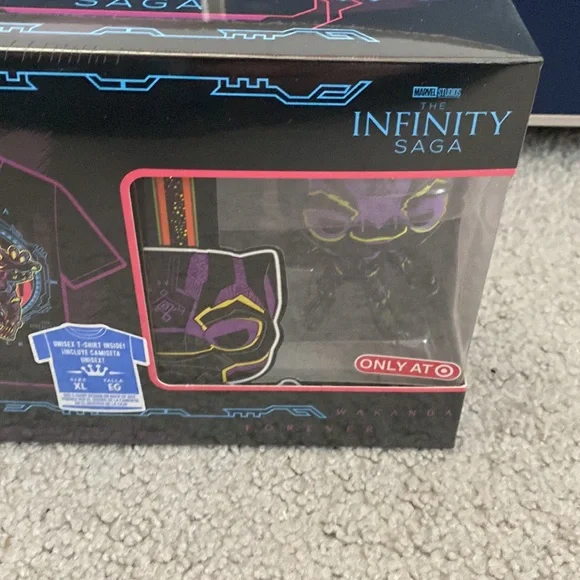 Marvel Blacklight Gambit, Rogue, Magneto, + Black Panther Funko Pops with XL Tee - Picture 12 of 12
